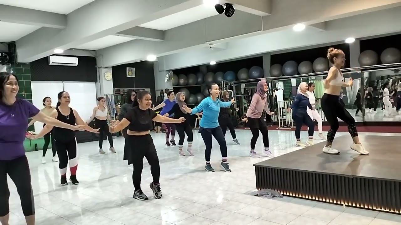 JANGKRIK GENGGONG senam kreasi by Silvy Bogian 