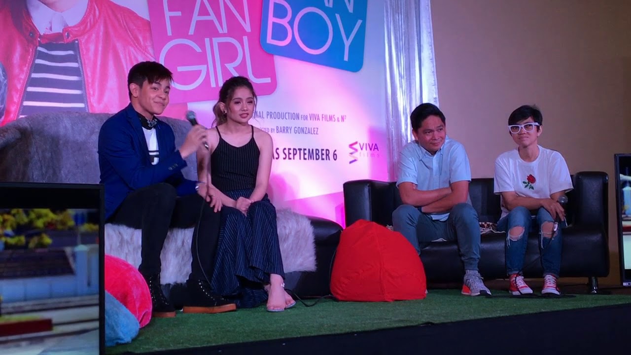 Direk Barry Gonzalez on JulianElla holding hands even offcam