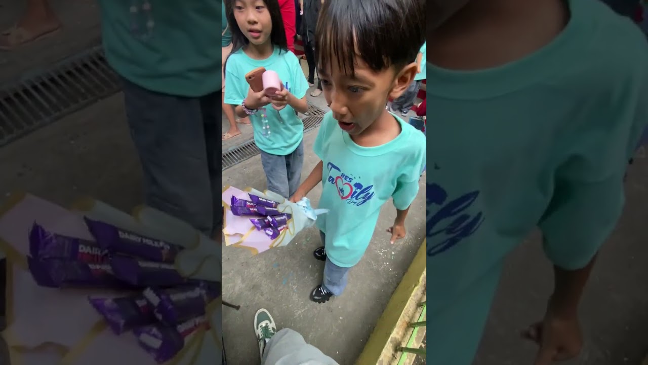 nagbigay ng chocolate kay crush