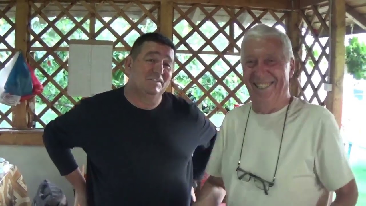 Intalnire columbofila Nicu Bizdrigheanu Urziceni Romania cu familia Tanasoiu 12 august 2023 part 1