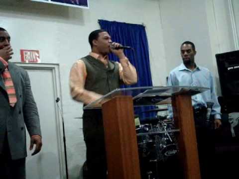 Min Justin Cunningham Preaching