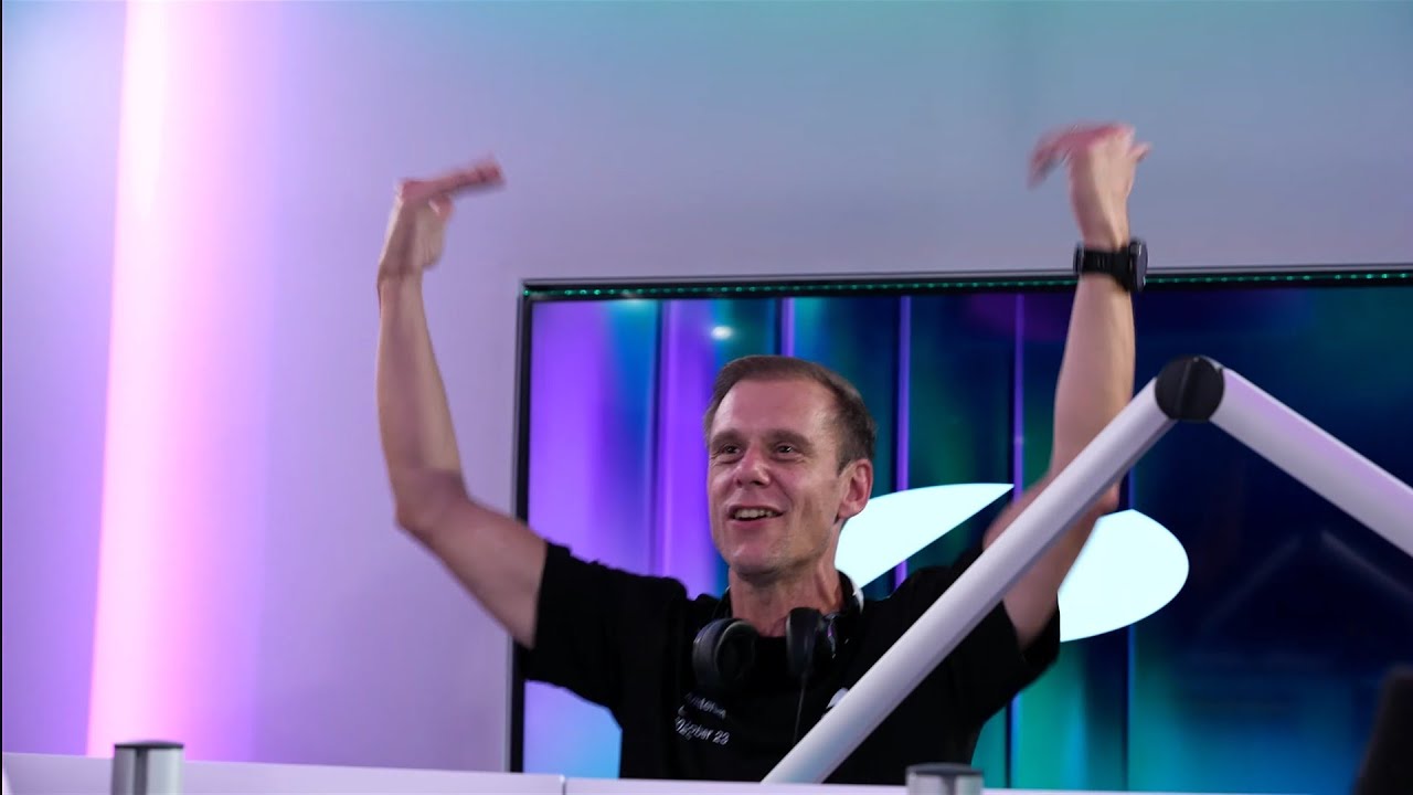 Armin van Buuren - Fathers and Sons (OTTAGON Remix) w/ In And Out Of Love [Live ASOT ADE 2025]