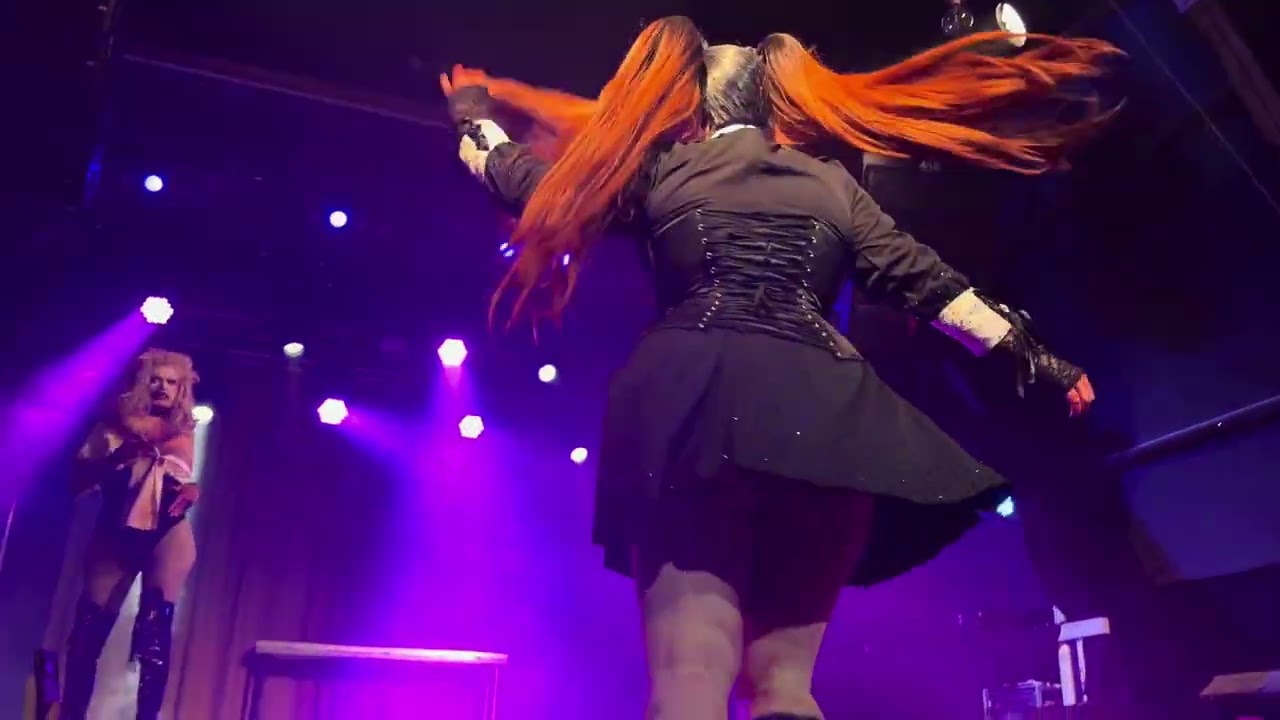 Lille Spy vs. Novelty Starr