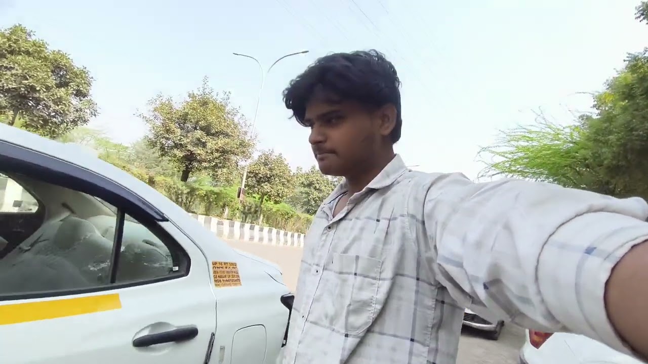 Aaj ka din bohot kharab gya 😑 #blackpink #vlog #trending #viral #noida #taxi 