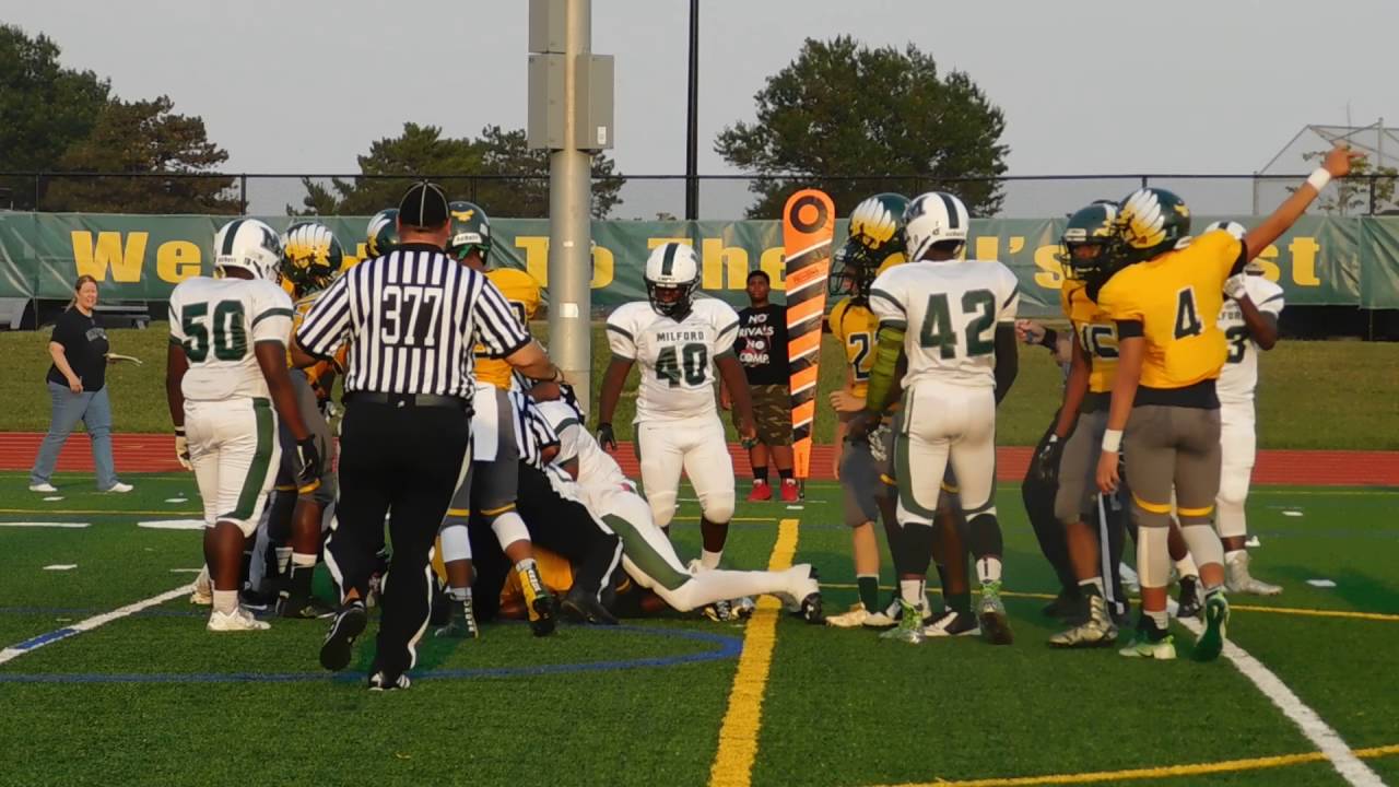 Wannamaker fumble recovery Milford Mill/Dundalk football 09/09/16