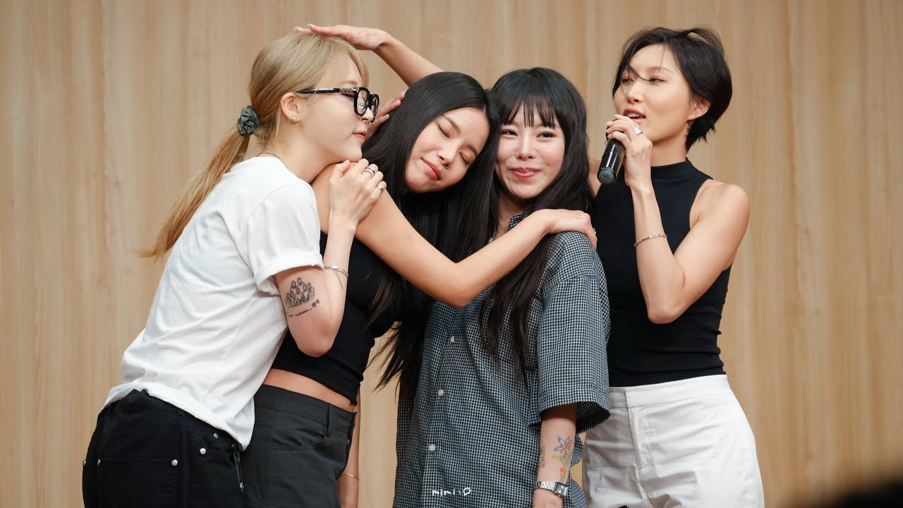 4K] 260607 MAMAMOO - [4WARD] DEAR MY MUSE Fansign - YouTube