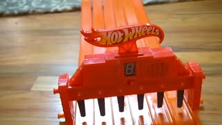 Hot Wheels 6 Lane Speedway Who is the Fastest HotWheels Car? Torque Twister Side Draft