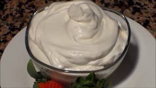 عمل كريمة الخفق او كريم شانتيي بالبيت الشيف نادية |  Recette de Crème Chantilly