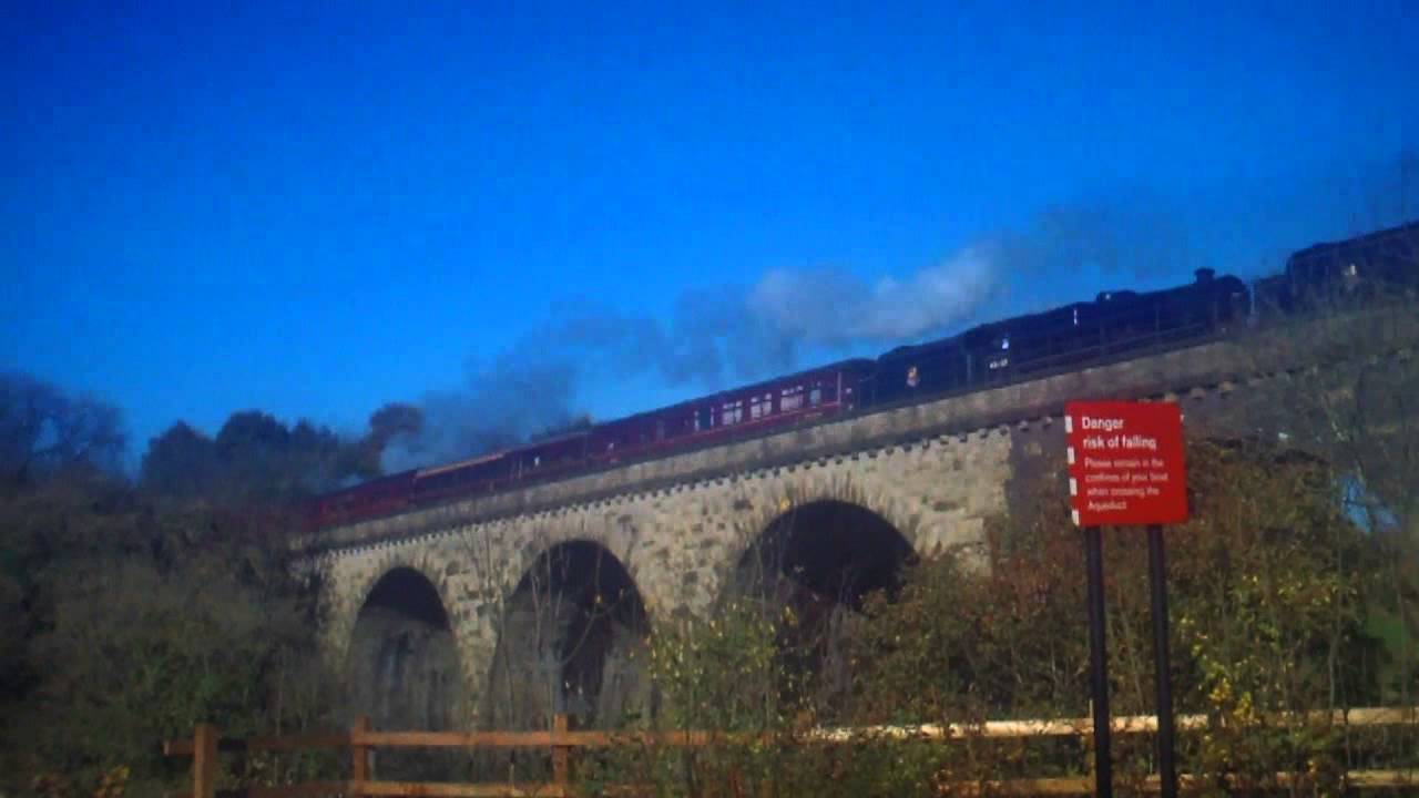 Tin Bath (45407 + 44871) Marple Viaduct 01/11/2015 YouTube
