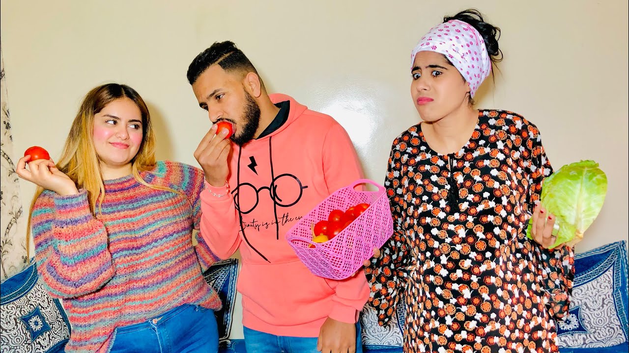 تزوج عليها حيت هاملة راسها 😢ومعرفش قيمتها و لاكن في الأخير ...كانت الصدمة (الزوجة الحادكة)