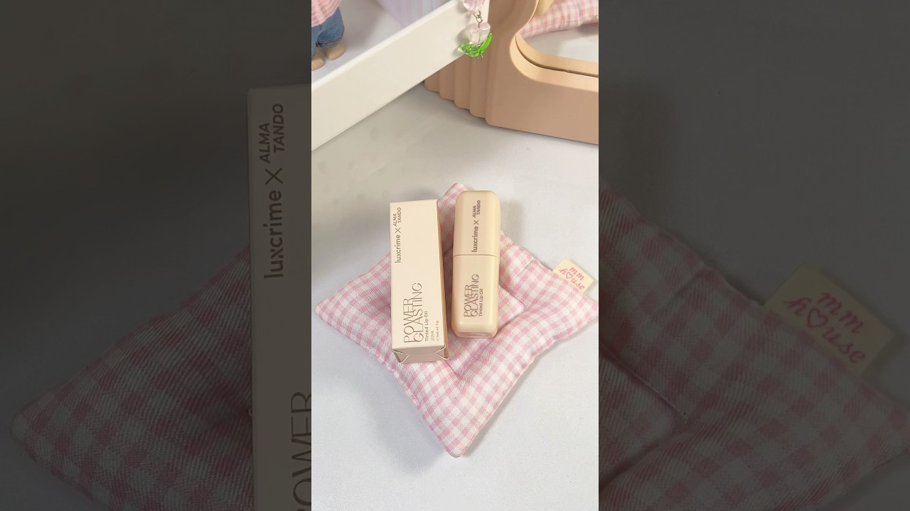 lip oil yg warna & finishnya cakep bgt 😍 