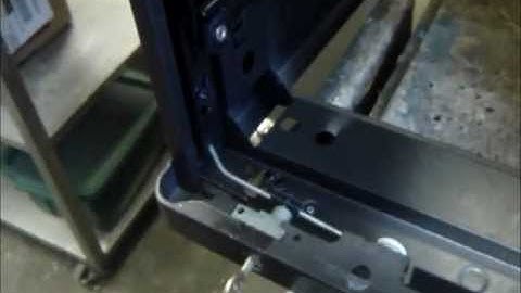 change lock on Herman Miller Ped