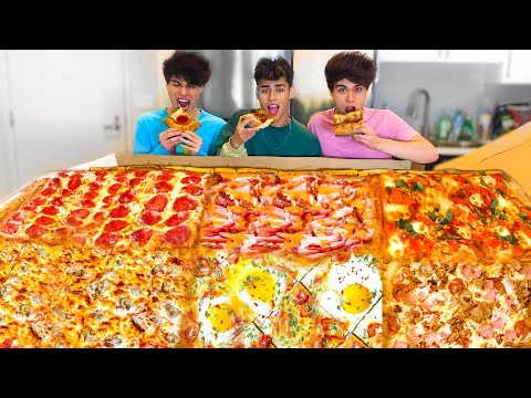 EATING THE WORLD'S LARGEST PIZZA!!