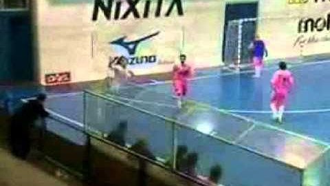 Kungfu of Women [from www.metacafe.com].flv