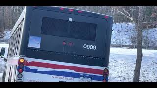 2009 Gillig Low Floor on the 33 take off 0909
