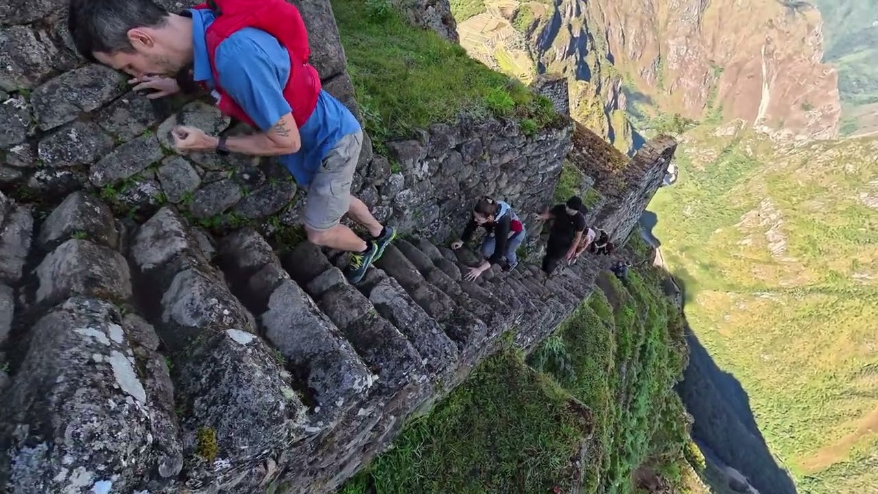Huayna Picchu - Death Stairs