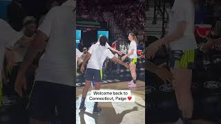 Famous The Connecticut crowd gave the UConn legend a warm welcome back 🤗 Profile