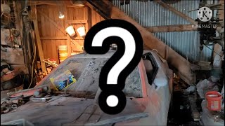 We pick another abandoned farmstead... And discover our rarest barn find yet!