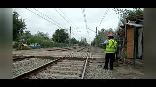 fepasa d2360 más tren de containers pasando por buinn