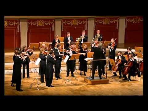 MOZART ~ Divertimento # 1 in E flat (Winds and Strings)  HARTMUT HAENCHEN