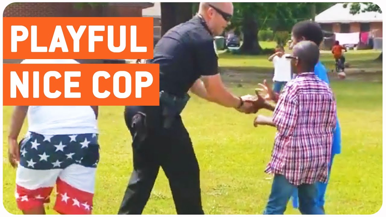 crashes on air Awesome Cop Plays With Kids