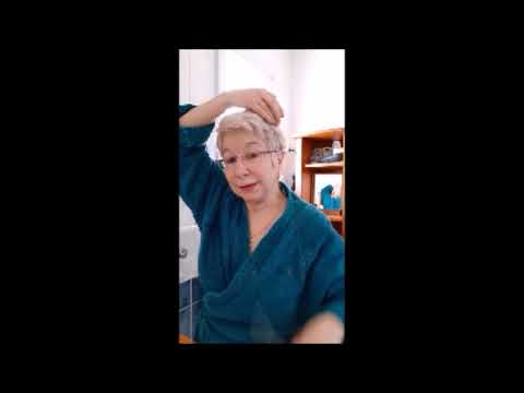 Vidéo: Voici Comment Me Couper Les Cheveux Courts M'a Permis