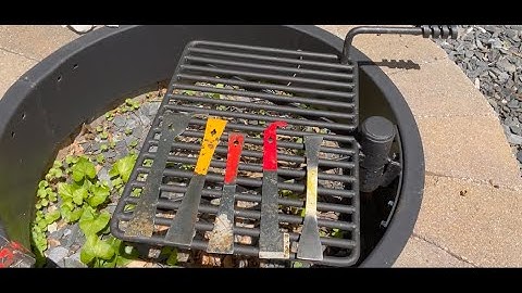 Beekeeping Tip: Best Ways to Clean your Hive Tool