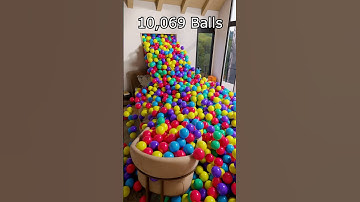 Bedroom filled with over 10k balls, intense blender simulation 🔥 #blenderanimation #blender3d