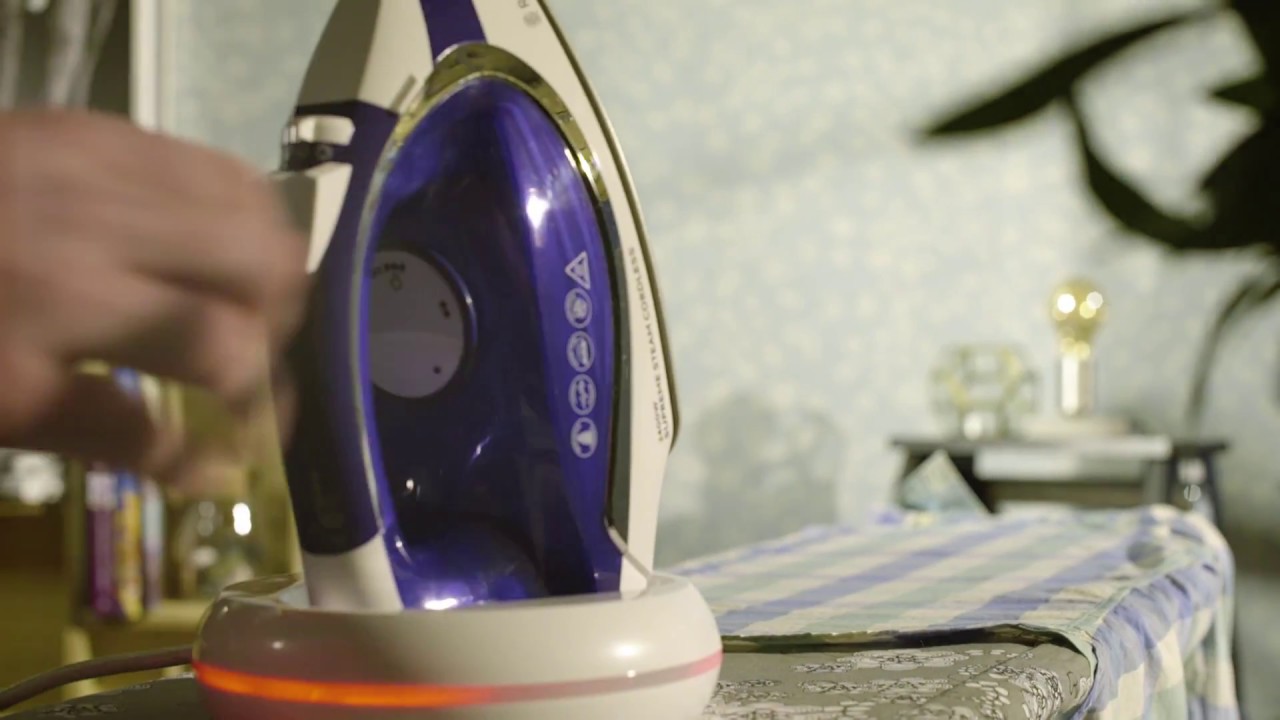 Russell Hobbs trådløst strykejern