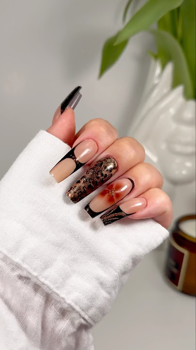 TIPEX Nail Tips from @beetlesgelpolish  #beetlesgelpolish #tipex #beetlestipex #tipexnails #gelx