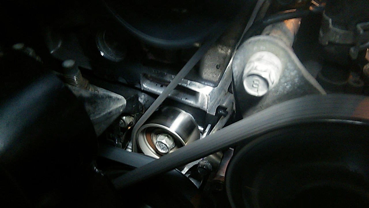 Поворотник mazda 626