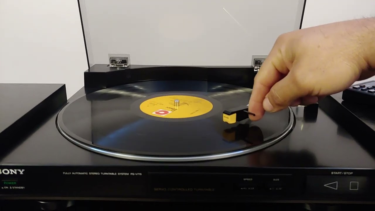 SONY TA-V715 & SS-D702 - YouTube