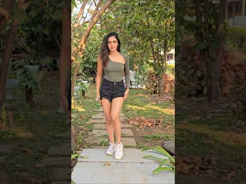 Bebot 💁‍♀️ #youtube #transition #outfit #explorepage