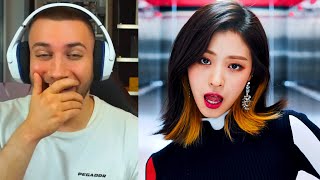 THEIR FIRST SONG!! ITZY "달라달라(DALLA DALLA)" M/V @ITZY - REACTION