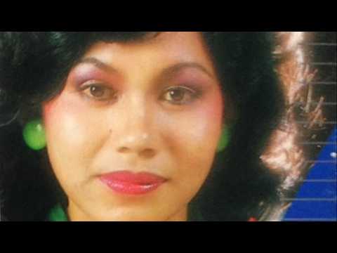 YULIA MARGARETH - Disini Aku Menanti Cintamu (Obbie Messakh) (Dinamis Record) (1986) Original HQ