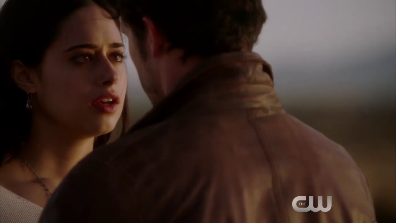 Roswell, New Mexico | "Powerful" Trailer - The CW