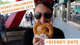 Best snack in Disney World (Stuffed Cream Cheese Pretzel)