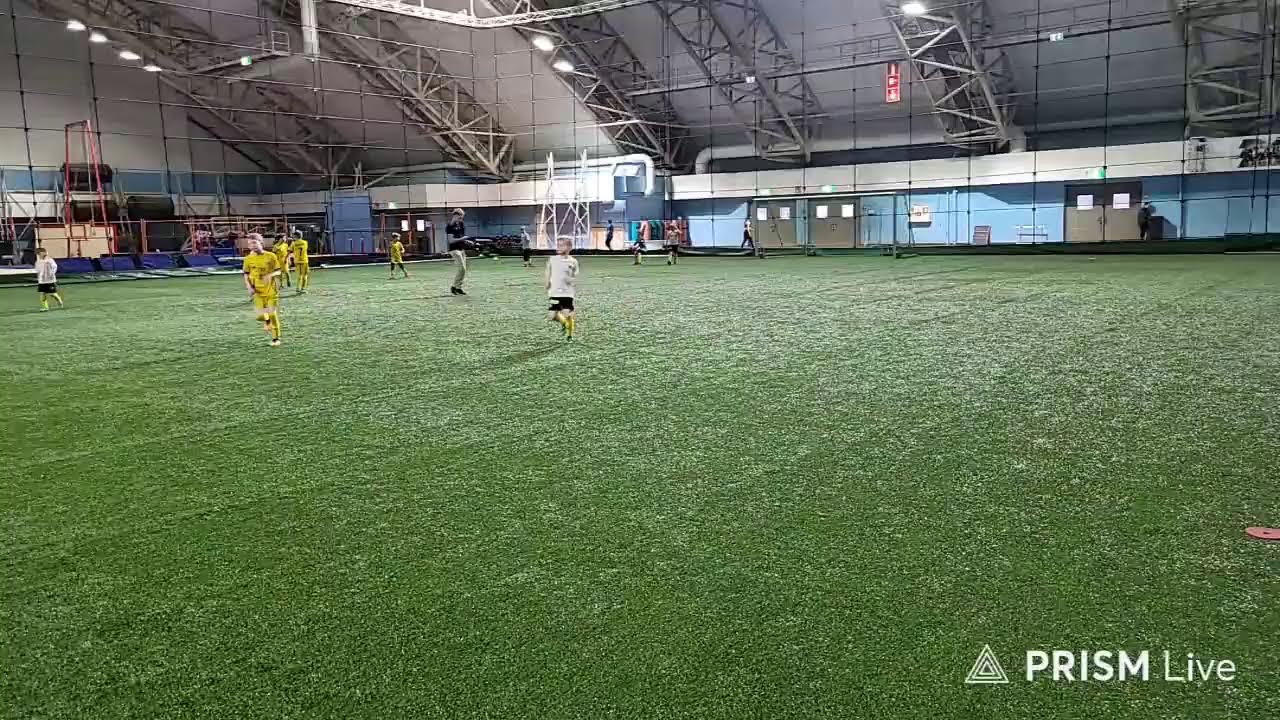 OLS sininen - KuPS P9 keltainen 11.1.2026