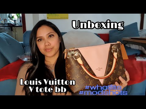 Louis Vuitton Monogram Black V Tote BB – Luxmary Handbags