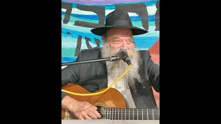 התוועדות ל"ג בעומר ה'תשפ"ב (כיוון המצלמה מתיישר בדקה 5:14 ↪️)