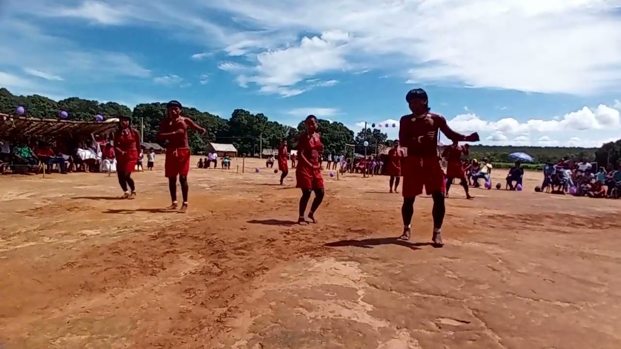 Grupo de dança: ABV na aldeia São pedro-Abadzinhorõdzé