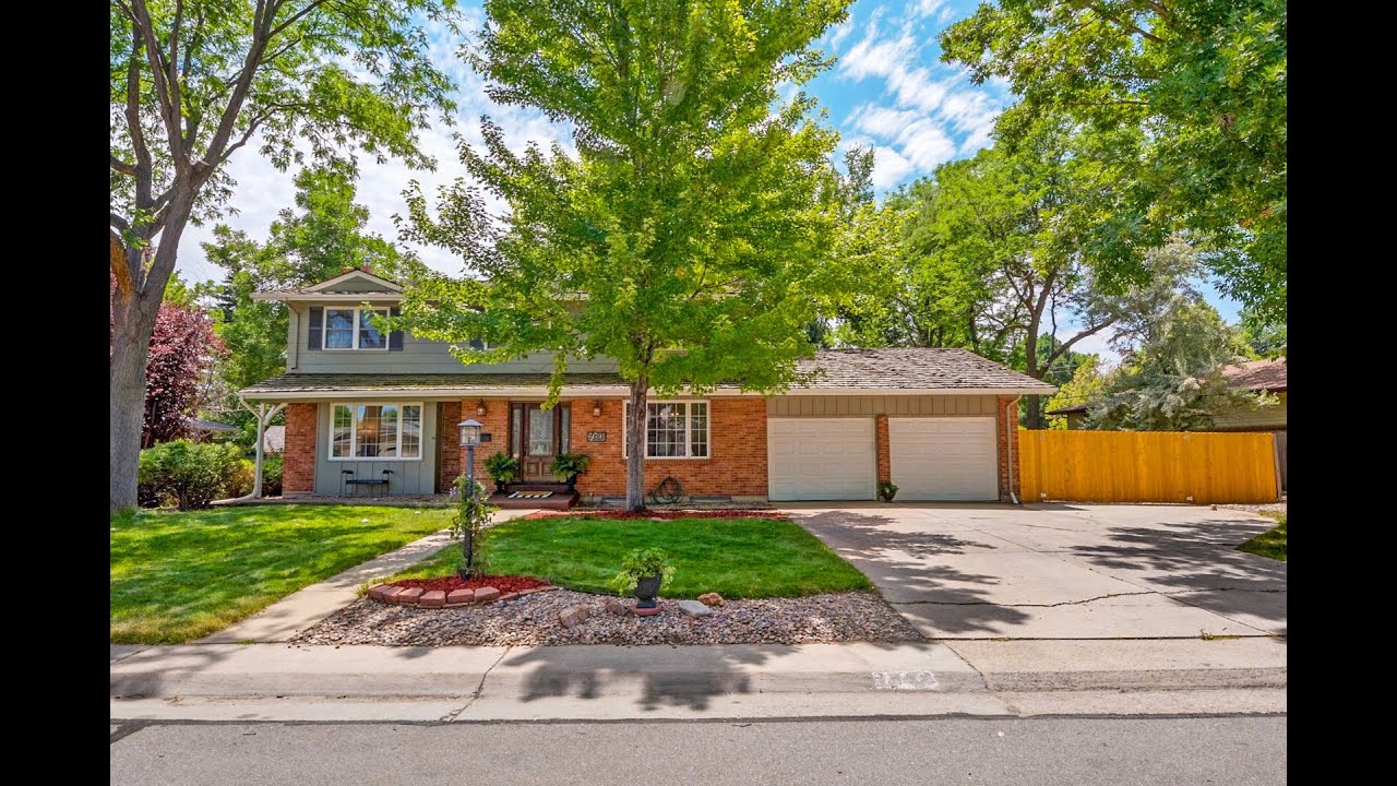 LaDawn Sperling presents 7386 S Platte Canyon Drive Littleton, CO | ColdwellBankerHomes.com