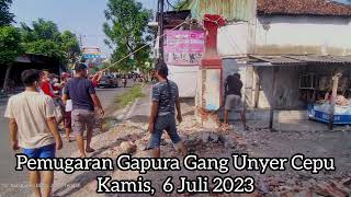 Pemugaran Gapura Gang Unyer Cepu Jawa Tengah