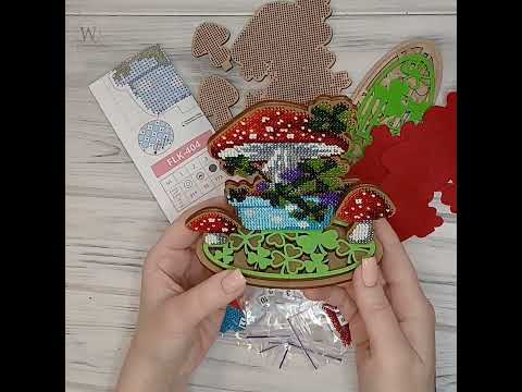 FLK-404 Набір для вишивання бісером по дереву фігурки Казковий мухомор, видео 1