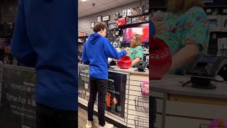 Trying to sell the game Sphere at GameStop ! Police Called