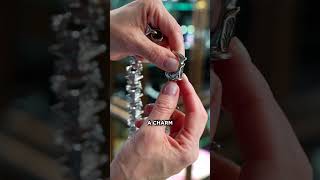 Carabiners as clasps, is it the move? 🤝🔒