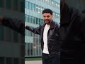 ماذا تقول عن الأغنية الجديدة للفنان نزار        