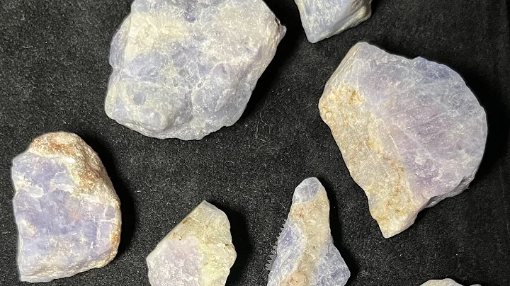 Marilynn and Leanne talk about the magical stone H...