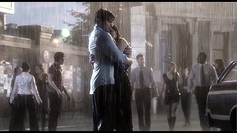 Smallville || Rabid 9x03 (Clois) || Clark Hugs Lois in the Rain [HD]