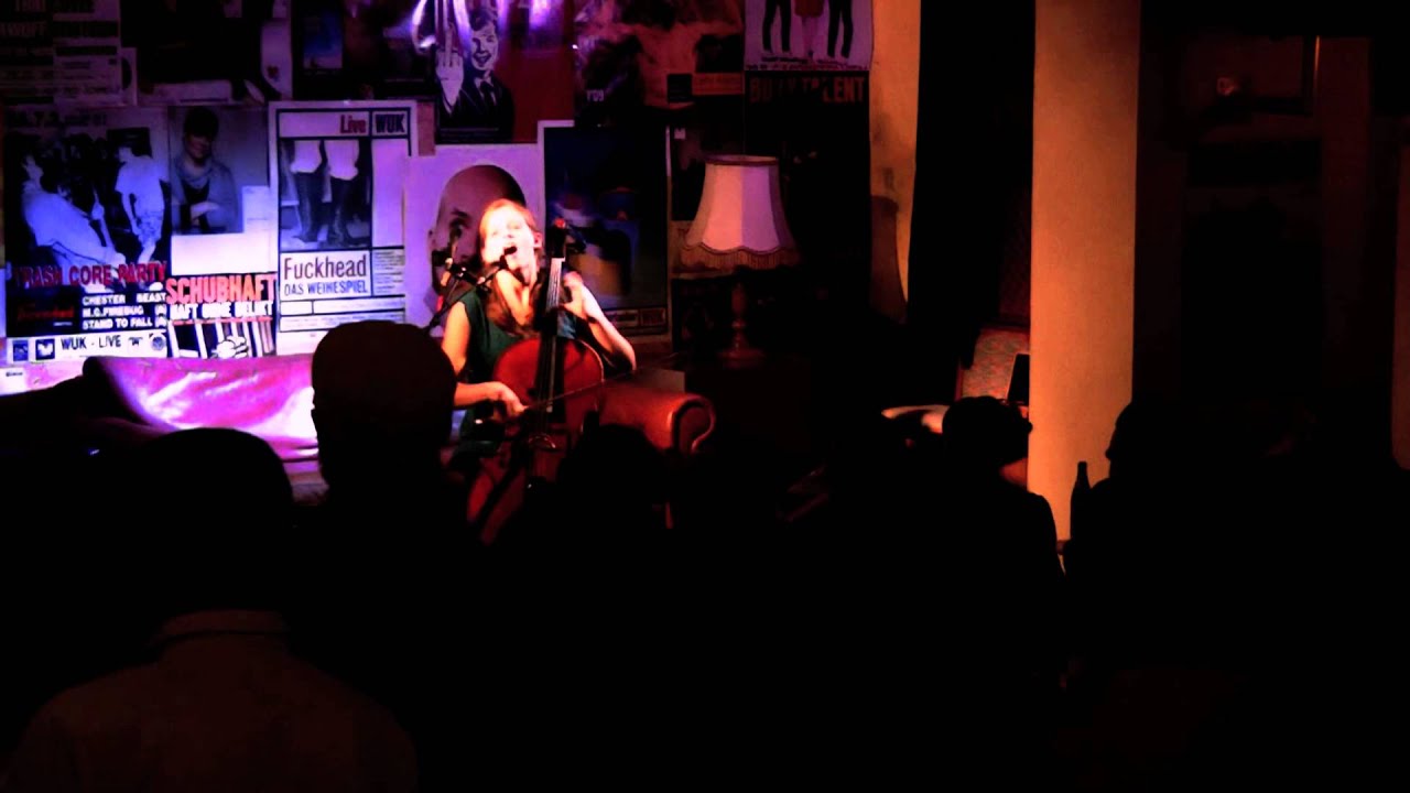 Meaghan Burke - untitled @ Clash / 2010